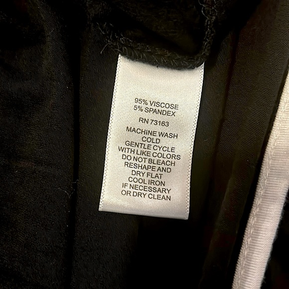 Cable And Gauge 3/4 Sleeve Top - Picture 6 of 7